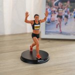 Figurine de coureur 3D personnalisée à partir d'une photo avec nom Marathonien Décoration de bureau Cadeau d'anniversaire pour les amoureux de la course à pied Marathoniens